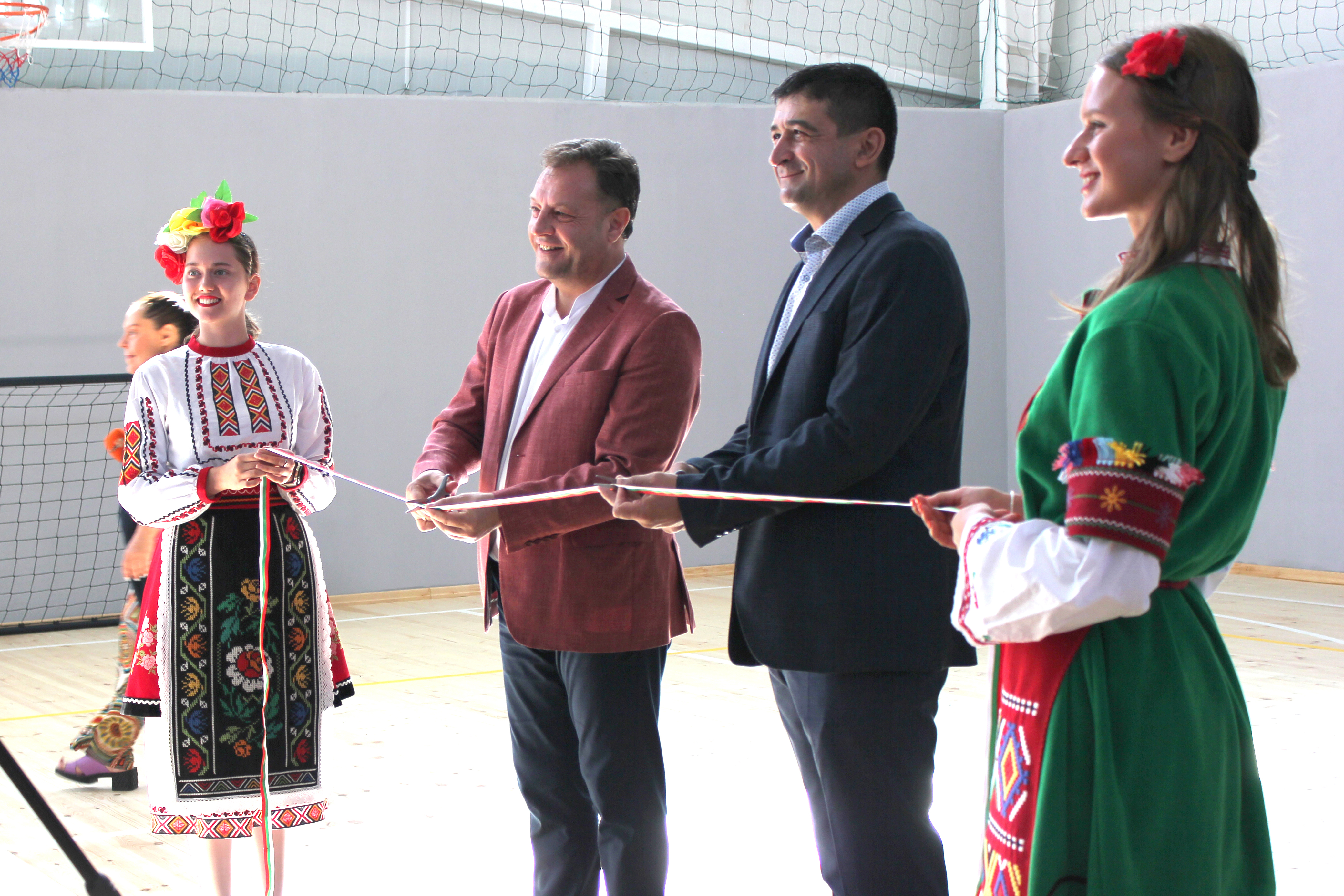 На 13 септември 2023 г. бе открит новият физкултурен салон на ПМГ „Васил Друмев“